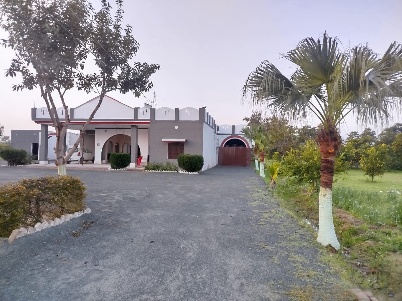 Garden Entry Road